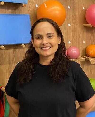 Andresa Tolentino, fisioterapeuta da Meraki, no estúdio de Pilates em Higienópolis